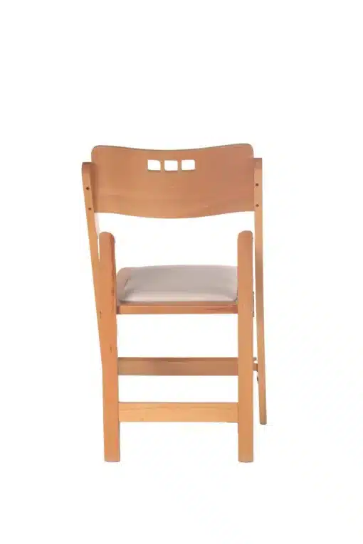 כסא להשכרה